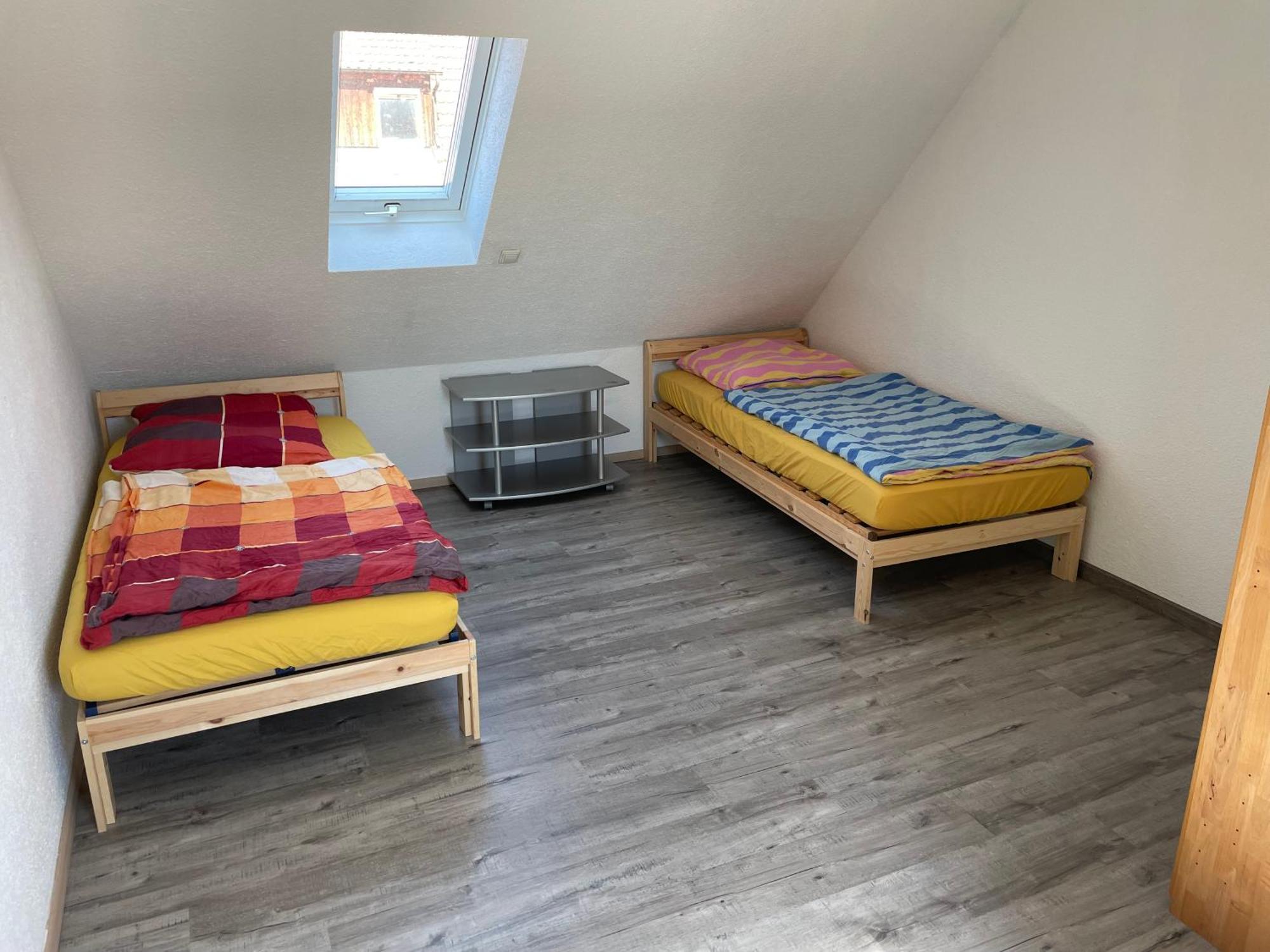 Haus Dambacher - Arbeiter-Monteurzimmer Нюртинген Экстерьер фото